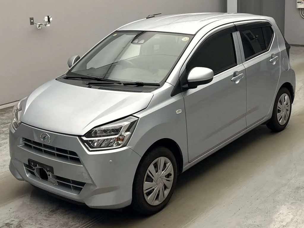 Daihatsu Mira e:S LA350S 2023